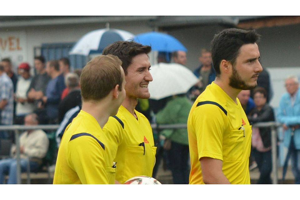 Stallgeruch, gut vernetzt: Hafes Gerspacher (Bidlmitte) vom FC Kandern Stallgeruch, gut vernetzt: Hafes Gerspacher (Bidlmitte) vom FC Kandern