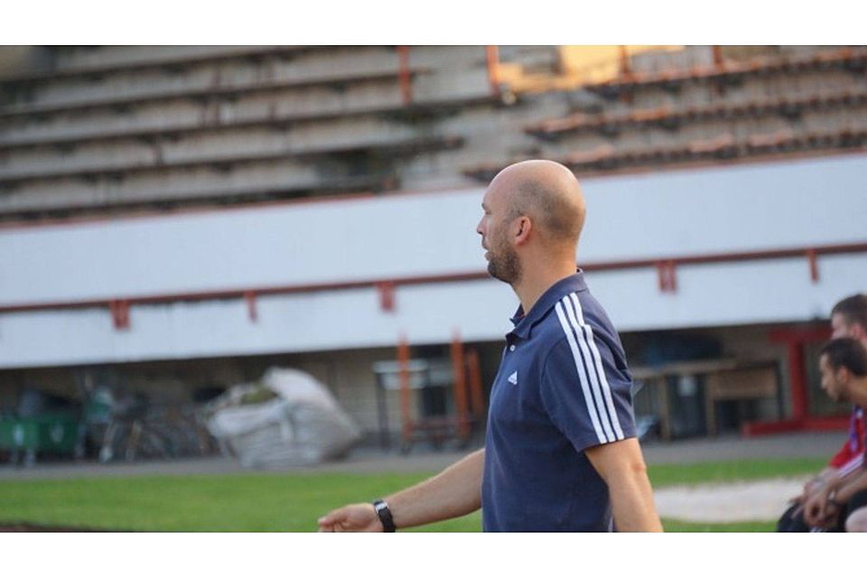 Ob LTS-Trainer Dennis Ley und seine Mannschaft im Nordsee-Stadion den 1. FC Köln empfangen kann, ist noch offen. Foto: Volker Schmidt