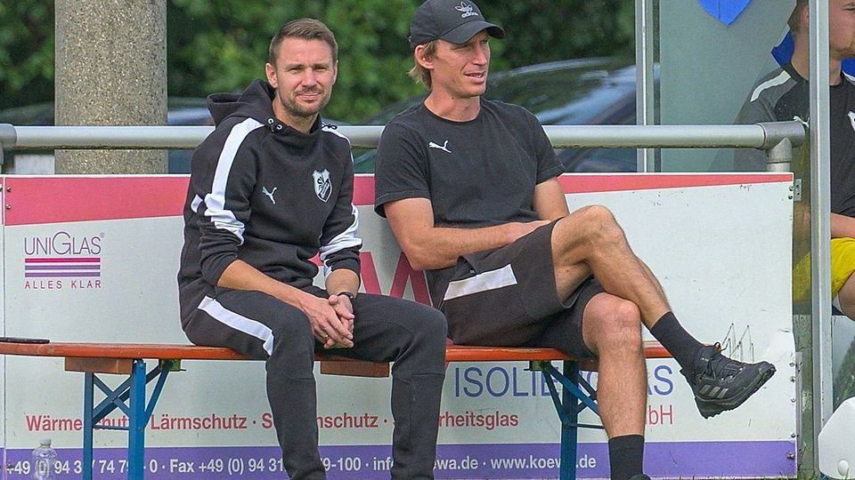 Bilden auch nächste Saison das Trainer-Duo der Ettmannsdorfer „Ersten“: Christian Most (links) und Florian Tausendpfund.