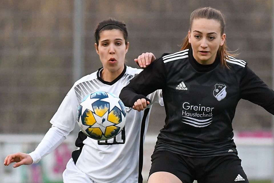 „Drei ganz wichtige Punkte“: Vanessa Wüst (rechts) erzielte das zwischenzeitliche 2:0 für den FC Wittlingen. | Archivfoto: Gerd Gründl