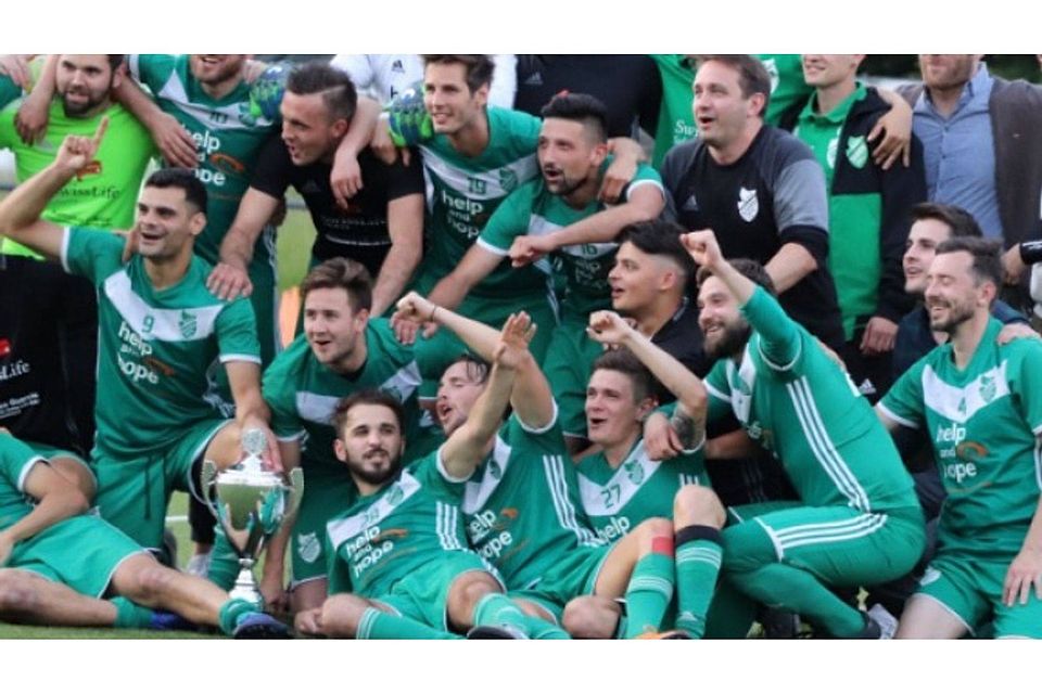 Der BSV Schüren erreichte in der abgelaufenen Saison das Double unter Dimitrios Kalpakidis: Kreispokal-Sieg und Westfalenliga-Aufstieg. F: Negüzel-Topspiele