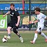 Moritz Pauli (li.) und der SC Spelle-Venhaus unterliegen dem 1. FC Gievenbeck mit 3:5.
