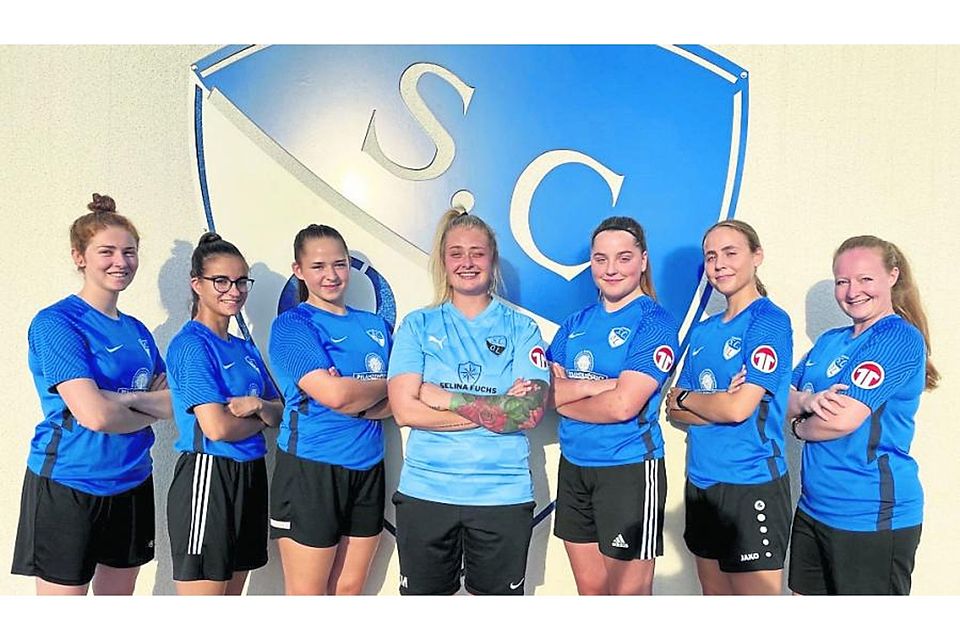 Neu beim SC Olympia (von links); Annika Sonn, Melissa Öner, Vanessa Korger, Kim Markowski, Hannah Grebe, Jennifer Langolf, Sophie Scholl, es fehlen Lara Öner und Luana Lazaro. 	Foto: SC Olympia