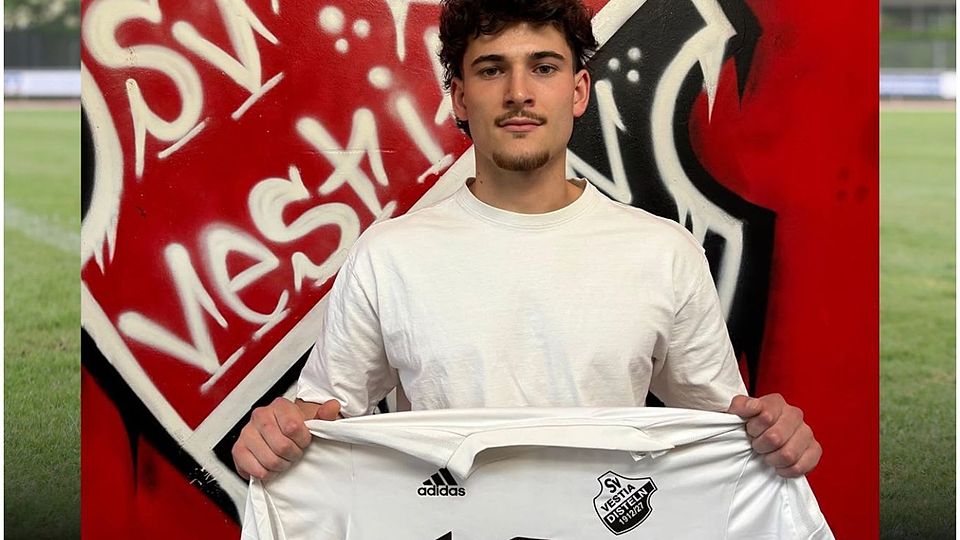 Louis Pogrzeba (hier noch im Trikot von SpVgg Erkenschwick) wechselt im Sommer vom Wacker Obercastrop zum Liga Konkurrenten Vestia Disteln
