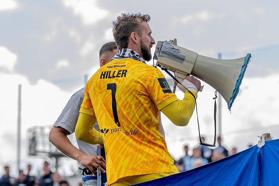Einer von bislang zehn Abgängen beim TSV 1860 München: Marco Hiller geht nach 17 Jahren im Löwen-Trikot. Einer von bislang zehn Abgängen beim TSV 1860 München: Marco Hiller geht nach 17 Jahren im Löwen-Trikot.