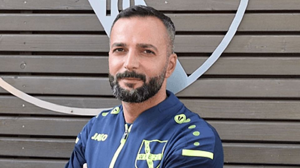 Ferhat Ökce hat seinen Vertrag beim TSV Weeze vorzeitig verlängert.