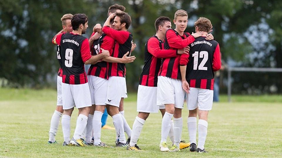 Zu gerne möchten die Spieler der SG Eschbach/Wernborn wie in der Vorwoche auch nach dem A-Liga-Spitzenspiel bei der SG Wehrheim/Pfaffenwiesbach jubeln.	Foto: Flucke