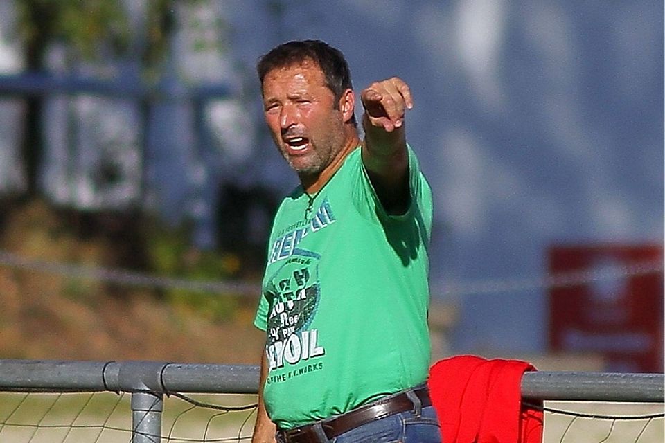 Ossi Fürst ist nicht mehr Coach des TSV Schönberg  Foto: Werner Grübl