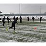 Den Traum Bayernliga im Blick: Seit dem 26. Januar bereitet sich der TSV auf dem heimischen Kunstrasen auf die Frühjahrsrunde vor. Foto: TSV Neudrossenfeld