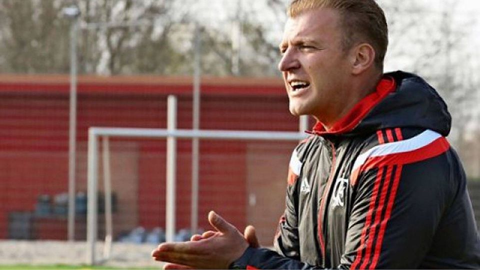 Vergebliche Mühe: Der Oeffinger Trainer Haris Krak feuert sein Team an. Patricia Sigerist