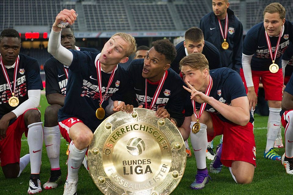 Die 1. Spielklasse soll ab 1. Juli 2018 auf 12 Klubs aufgestockt werden. Foto: Getty Images