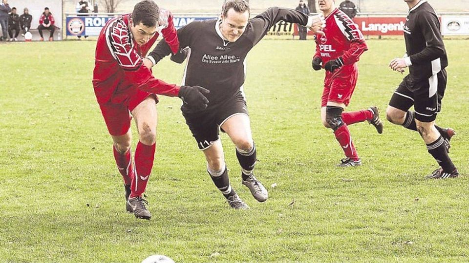 Langenbach wird von Istanbul Moosburg vermöbelt.