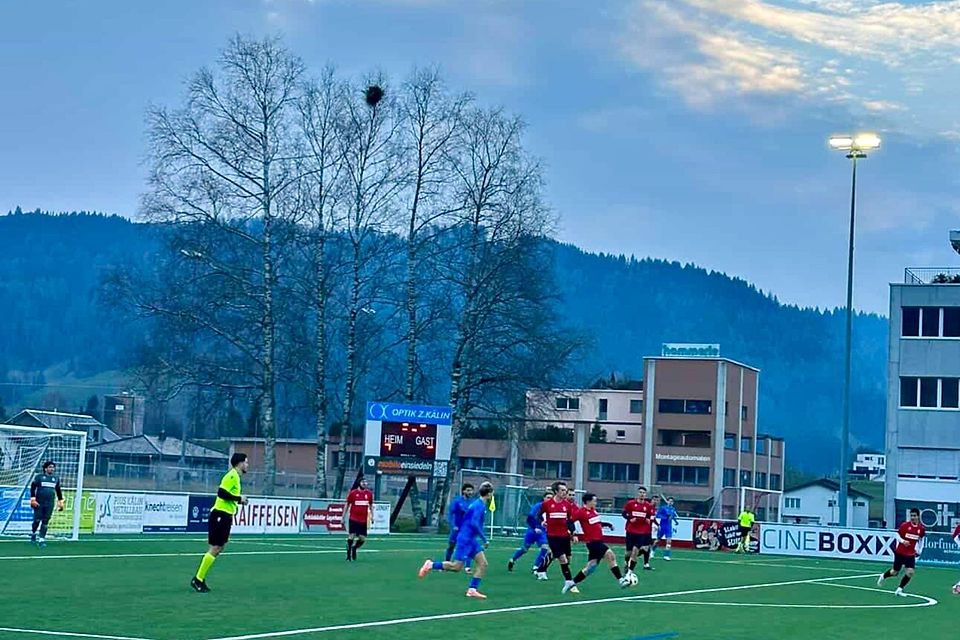 Einsiedeln muss sich zum Auftakt von Regensdorf geschlagen geben.