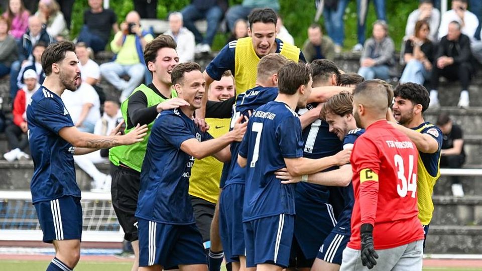 Nach dem Aufstiegsjubel ist vor einer mutmaßlich kniffligen Gruppenliga-Saison, die der TSV Bleidenstadt mit einem veränderten Kader unter dem neuen Trainer Michael Drogi angehen wird.	Archivfoto: Corinna Beck