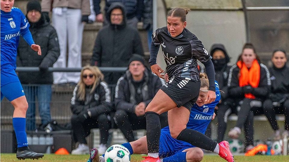 Die Frauen des VfR Warbeyen haben auch ihr letztes Zweitligaspiel verloren.