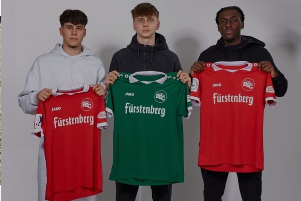 Von li. Luca Schröder, Luca Volk und Logan Bouebari.