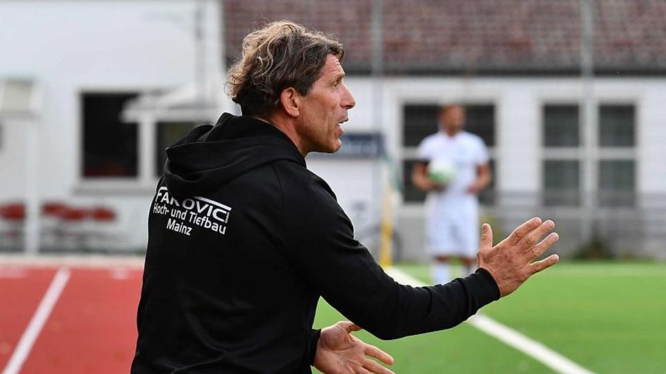 Verlässt Marienborn im Sommer in Richtung Ingelheim: Trainer Ali Cakici. 	Foto: Kristina Schäfer/hbz