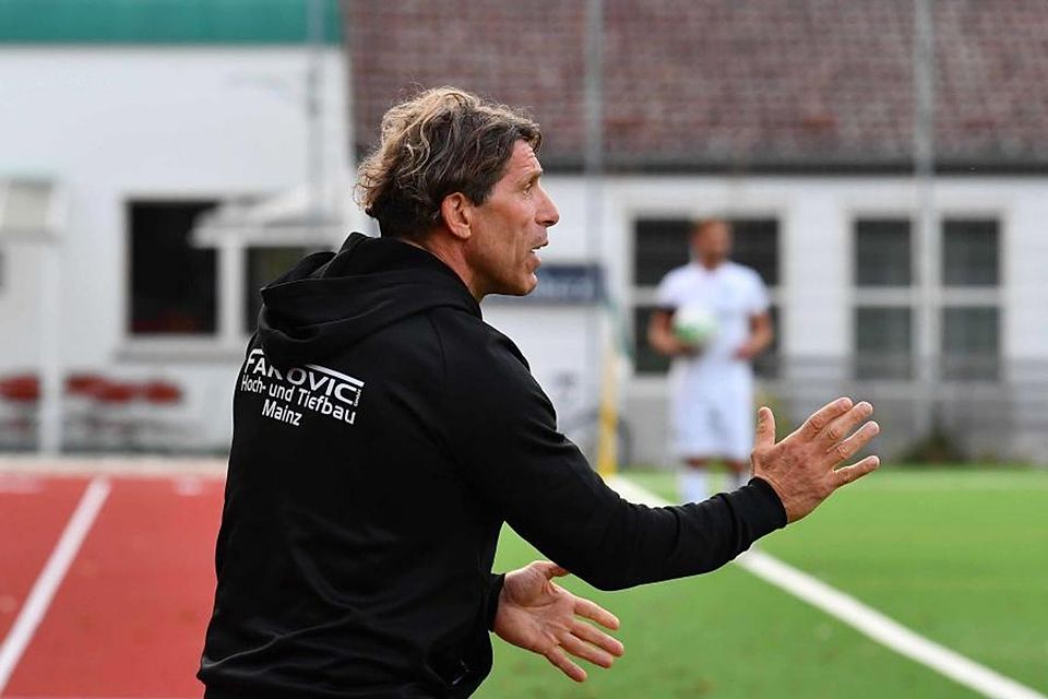 Verlässt Marienborn im Sommer in Richtung Ingelheim: Trainer Ali Cakici. 	Foto: Kristina Schäfer/hbz