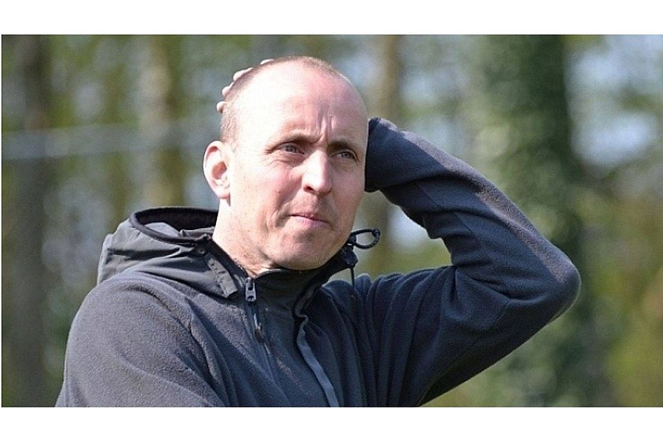 Hat verlängert: Werner Linnenbrink bleibt ein weiteres Jahr Trainer beim FC Hövelriege.