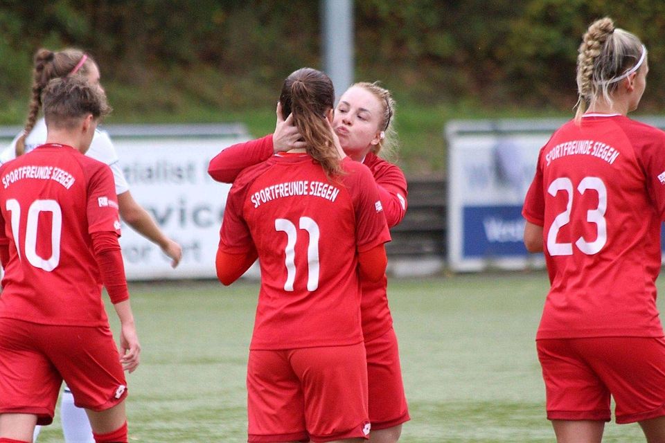 Die Sportfreundinnen haben den Westfalenpokal-Halbfinaleinzug perfekt gemacht. In Bökendorf gab es einen 3:1-Sieg.