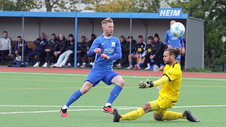 Erzielte hier im Hinspiel das Tor des Tages: Schott-Stürmer Leon Kern.	Archivfoto: Jörg Henkel/HBZ