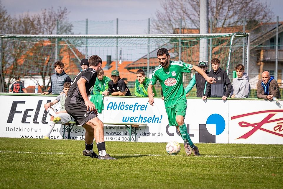 Wechselt innerhalb der Bezirksliga: Drilon Shukaj (r.) zieht vom TuS Holzkirchen weiter zum SV Miesbach.