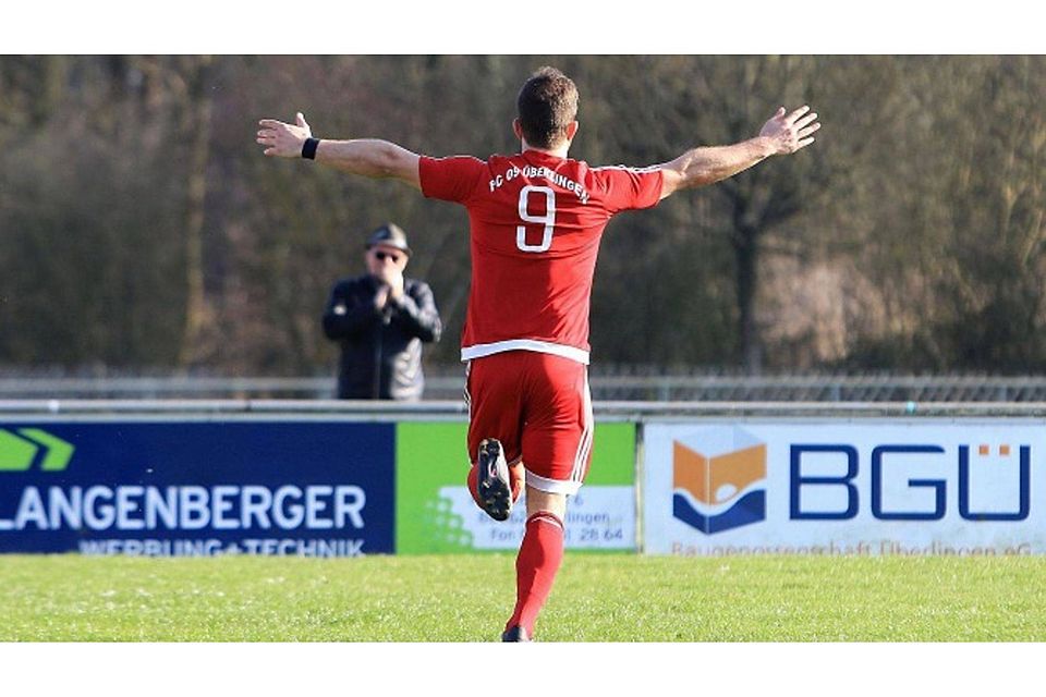 Überlingens Torjäger Marc Kuczkowski bejubelt seinen Treffer zum 1:0 gegen den SC Gottmadingen/Bietingen. Foto: Karl-Heinz Bodon
