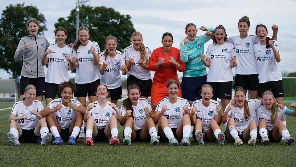 Jubel beim TuS Issel: Die B-Juniorinnen haben im DFB-Pokal den Sprung in Runde zwei geschafft. 