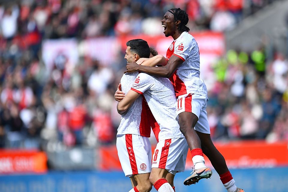 Freudentaumel bei RWE.