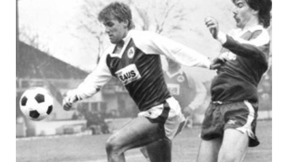 Manfred Kastl in Aktion (links) - 1985/86 für die SpVgg Fürth. F: NN