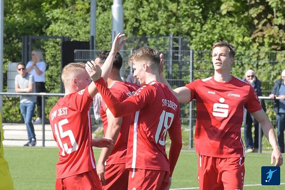 Vor einem Jahr bejubelte Soest den Aufstieg in die Bezirksliga (Archivfoto), am kommenden Wochenende dürfte der Durchmarsch in die Westfalenliga gefeiert werden.