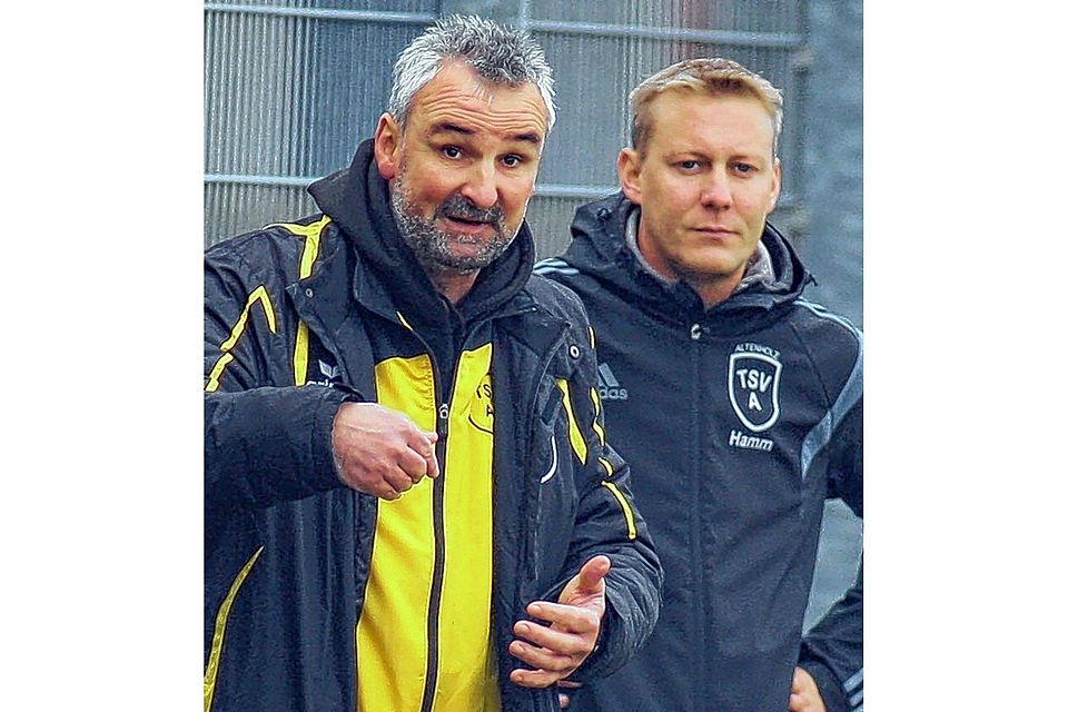 Ulf Ciechowski (li.) und sein Co-Trainer Kristian Hamm (re.) haben verlängert. Foto: Schinke