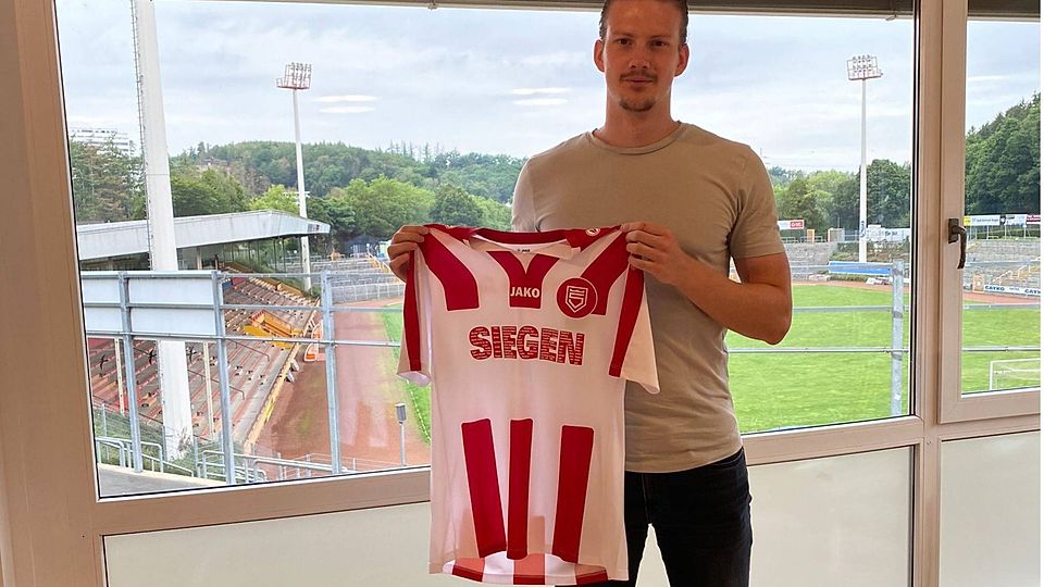 Moritz Brato, der auch schon für die beiden Oberligisten Kaan-Marienborn und Erndtebrück spielte, wechselt nun zu den Sportfreunden Siegen.