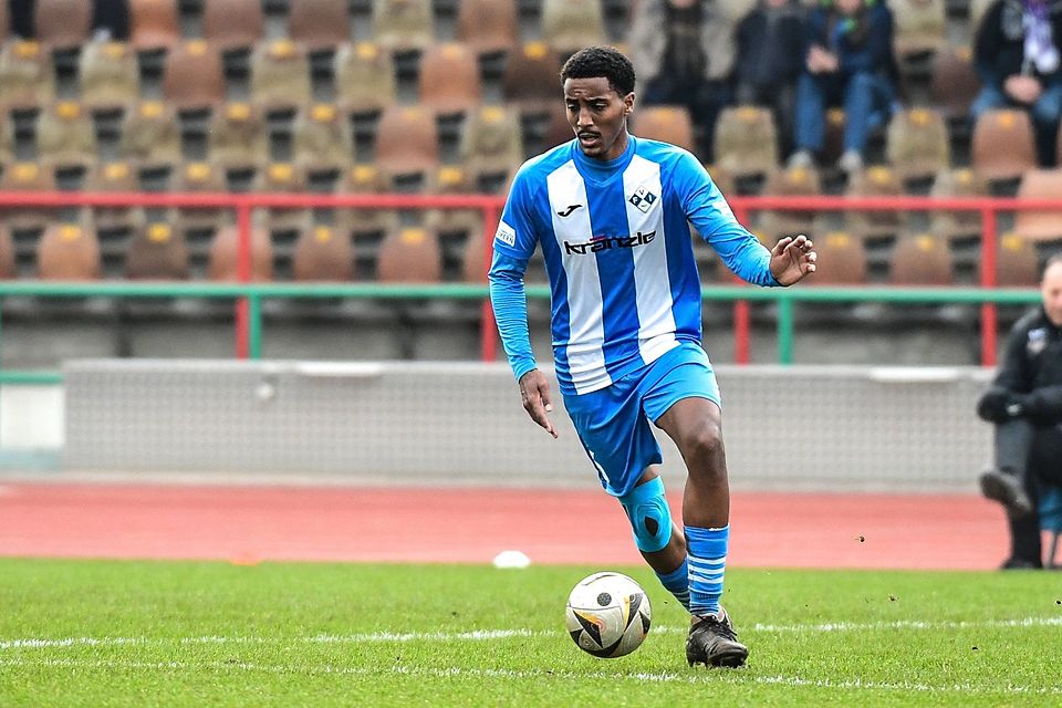 Namrud Embaye weilt mit der Nationalmannschaft Eritreas in Marokko.