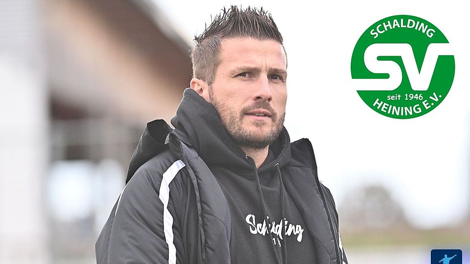 Stefan Köck und der SV Schalding -  das passt: Der 37-Jährige hat seinen Vertrag verlängert und wird auch in der Saison 22/23 den SVS coachen.