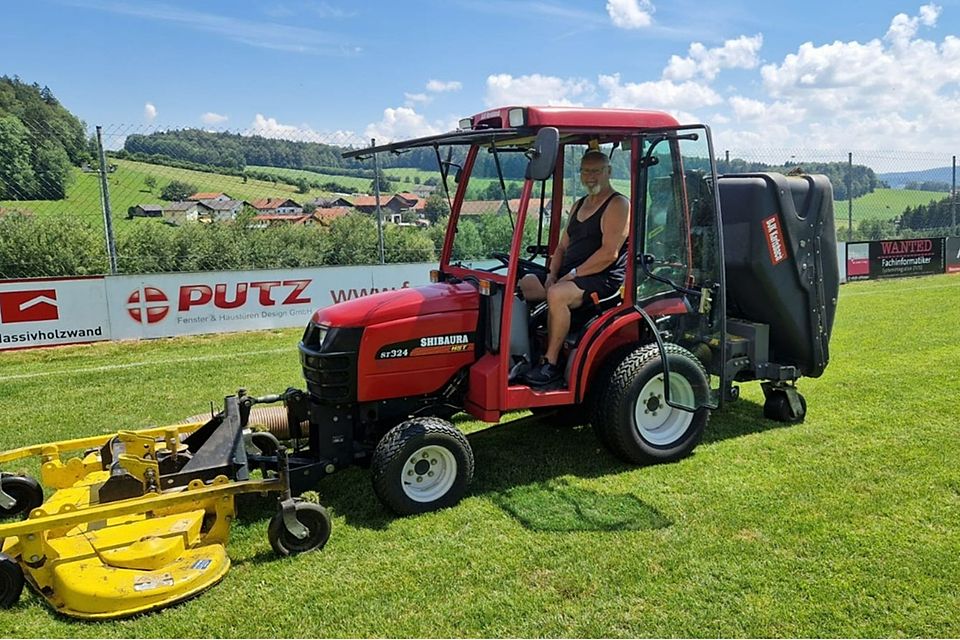 "Benzin" so, wie man ihn in Karlsbach kennt.