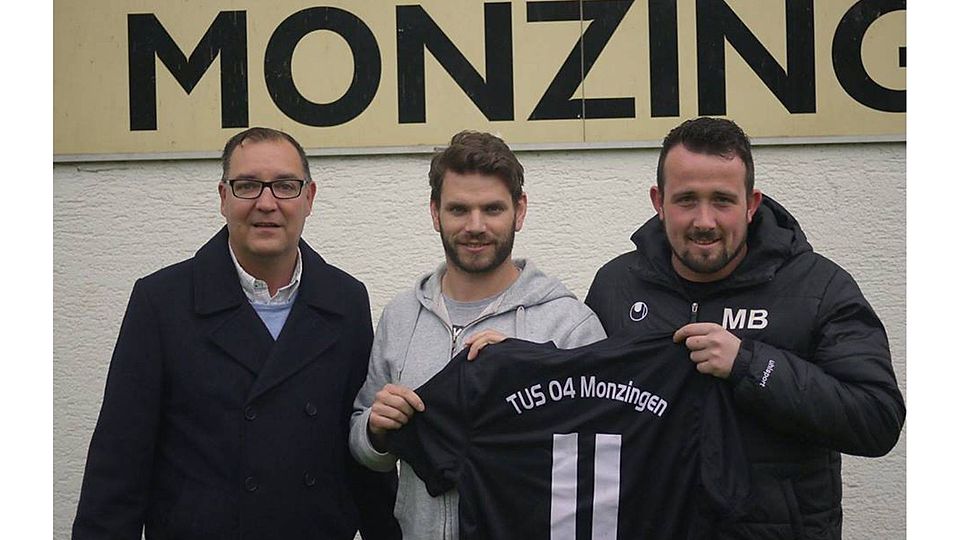 Dynamisches Trio (von links): Jörg Beddies mit den beiden Trainern Jonas Erbach und Manuel Blatz.   (Foto: Gregor Wurdel)