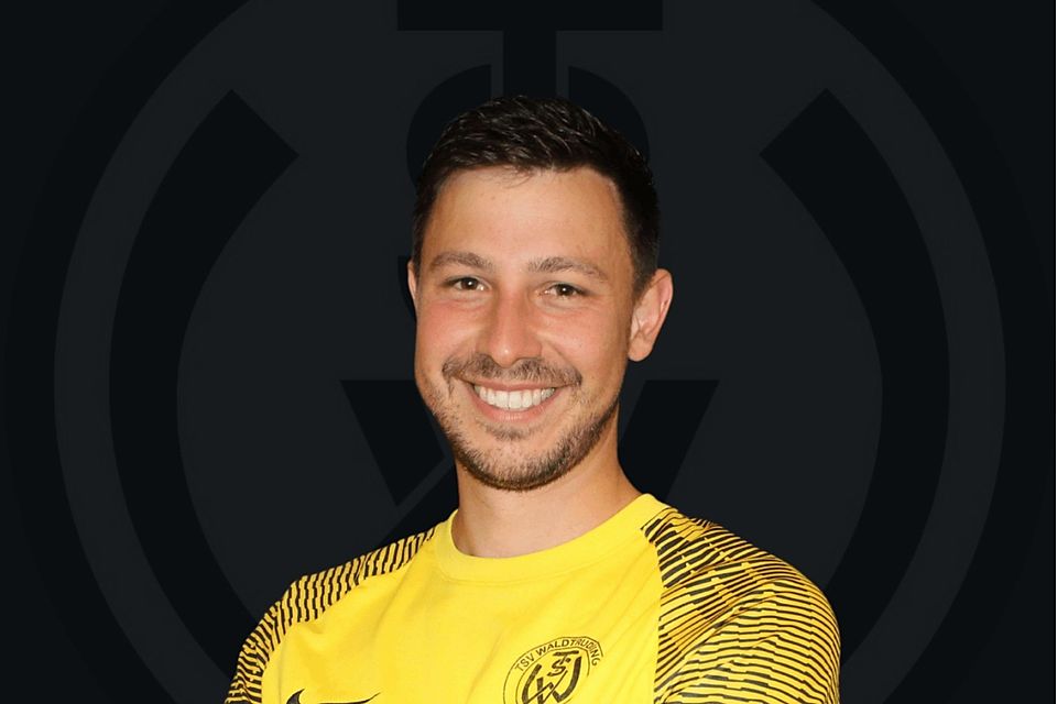 Florian Sterner hatte mit gleich 4 Assists großen Anteil am Waldtruderinger Sieg