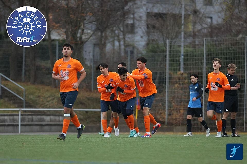 Nach der Hinrunde befindet sich der SV Wiesbaden im unteren Tabellenmittelfeld der Verbandsliga Hessen Mitte.