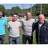 Willkommen zurück beim TSV Landshut-Auloh: Von links Stefan Wimmer, Claudio Saitta, Arthur Breca und Vorstand Erich Süßl.