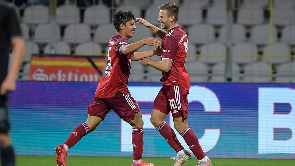 Angelo Brückner (li.) war seit 2017 beim FC Bayern. Timo Kern trug von 2019 bis Ende 2024 das Trikot der Roten.