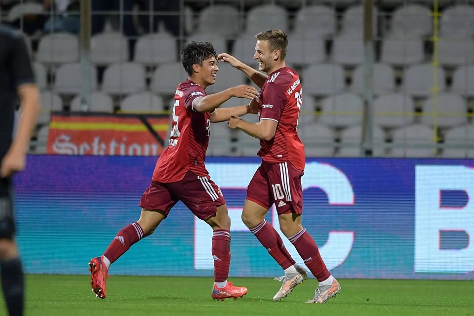 Angelo Brückner (li.) war seit 2017 beim FC Bayern. Timo Kern trug von 2019 bis Ende 2024 das Trikot der Roten.