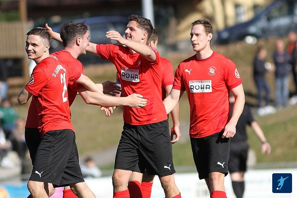 Vor einer Top-Kulisse hielt die SG Thurmansbang / Saldenburg den TSV Aholming im Kreisklassen-Schlager in Schach 