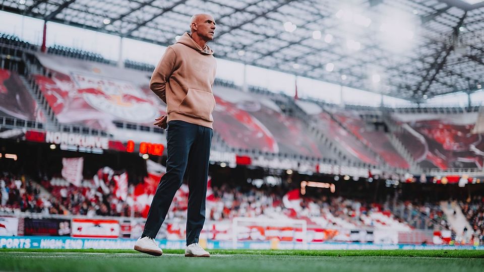 Thomas Letsch wurde heute von seinen Aufgaben beim Klub entbunden, er ist ab sofort nicht mehr Cheftrainer des FC Red Bull Salzburg.