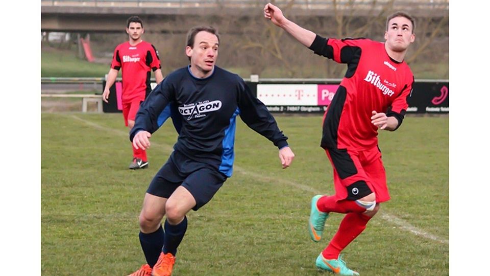 Spielszene SV Obrigheim II - FC Lohrbach II            Foto: Andreas Gnirs