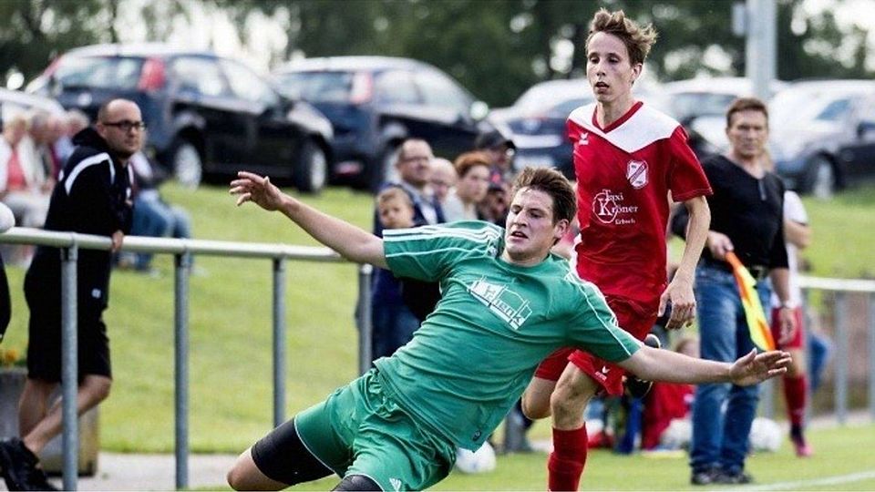 Der TSV Rißtissen (rot) empfängt Donaurieden.  SZ-archivFoto: mas