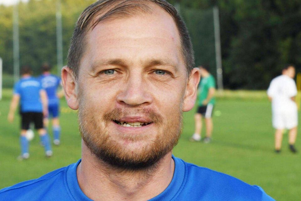 Trainer  des TSV Hartpenning: Werner Klinke musste improvisieren und selber ran. 