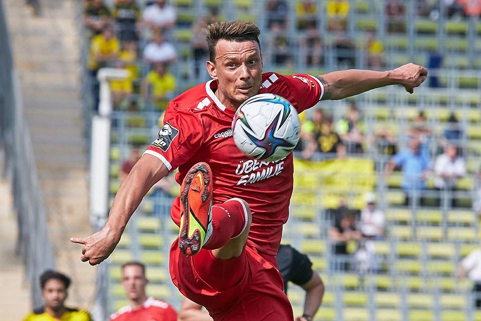 Petar Sliskovic wechselt innerhalb der 3. Liga von Türkgücü München zum SV Wehen Wiesbaden.