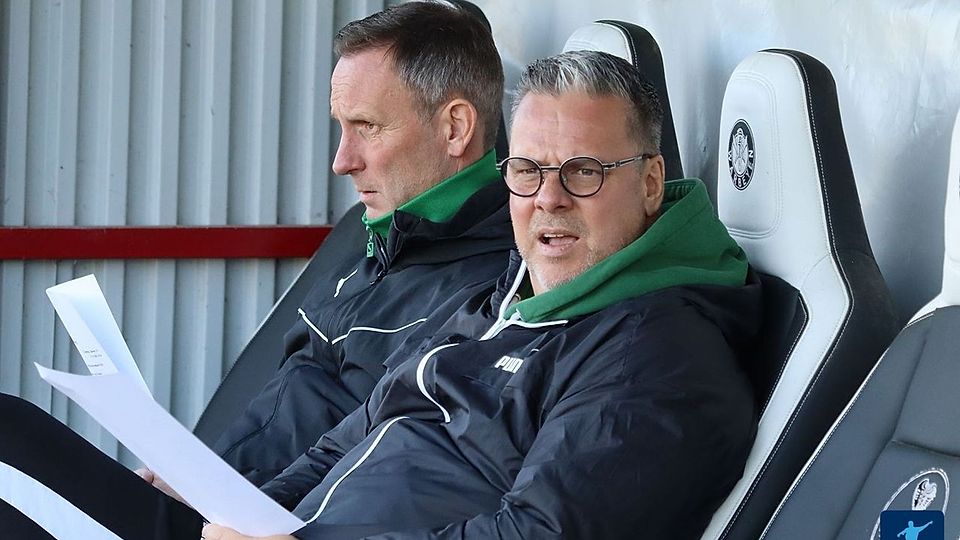 SpVg Schonnebeck-Chefcoach Dirk Tönnies (l.) und Sportdirektor Christian Leben (r.). 