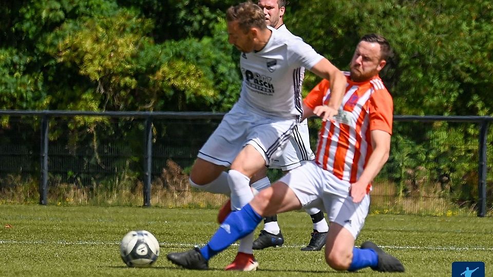 Kreisliga B In Grevenbroich & Neuss: Hohe Siege Für Auf- Und Absteiger ...